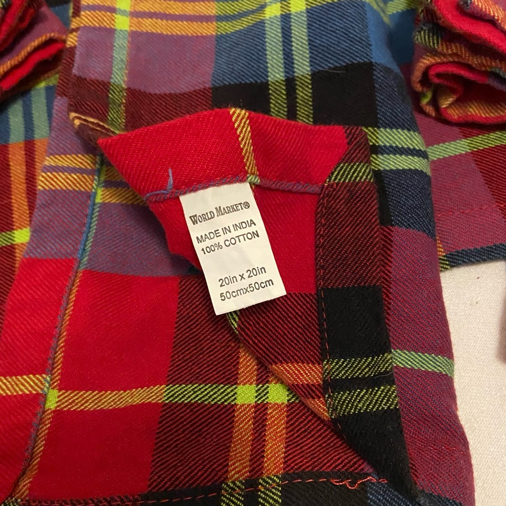World Market Linens, 8 cloth napkins. See last photo. - Picture 2 of 3